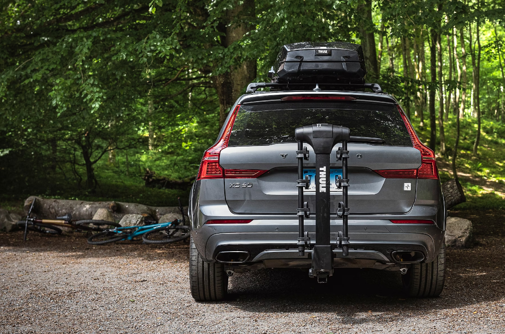 Thule Apex XT 4 Hanging Hitch Bike Rack w/HitchSwitch Tilt-Down (Up to 4 Bikes) - Black - Dirty Racing Products